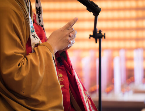 一場有效圓滿的法會，應具備的十個條件