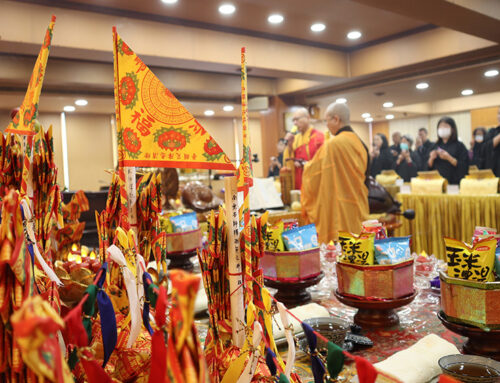 為什麼你覺得卡關的事，來參加法會可以漸漸好轉？