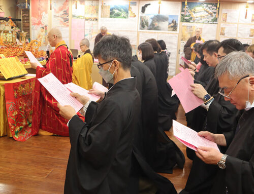 身處娑婆禮敬主人玉皇上帝，以事懺功德大事化小